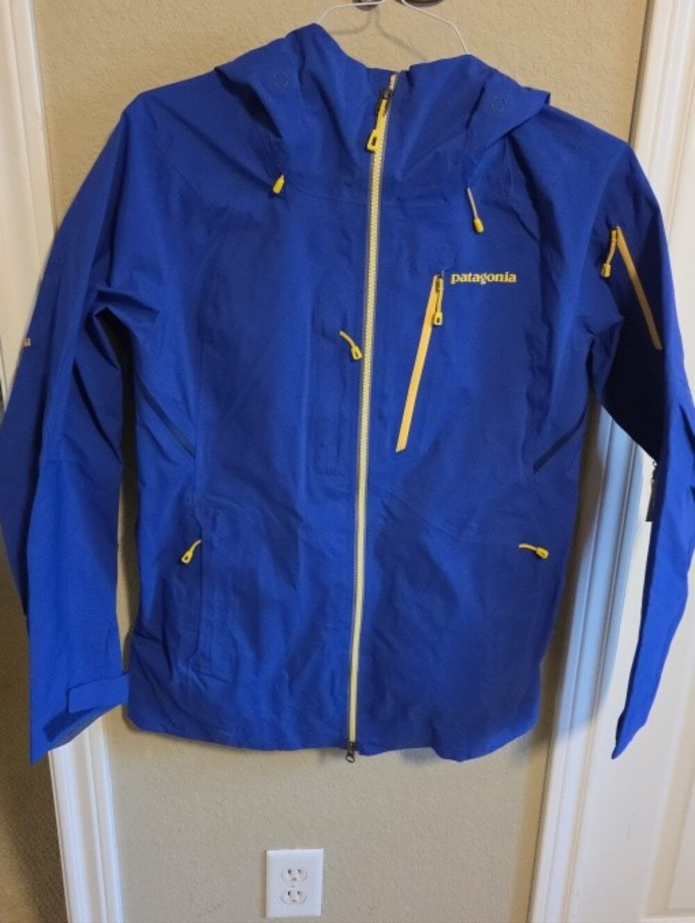 Patagonia Women's PowSlayer GORE-TEX Pro Jacket Blue Small NEW NWOT Style 30312